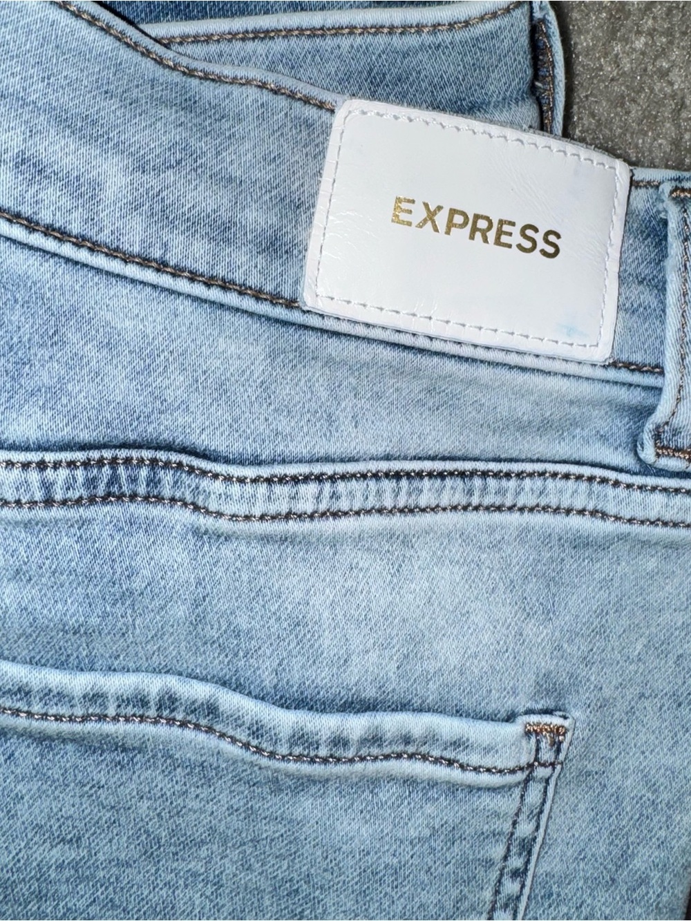 Express high rise skinny acid wash jeans; button fly size 12R - Picture 7 of 11